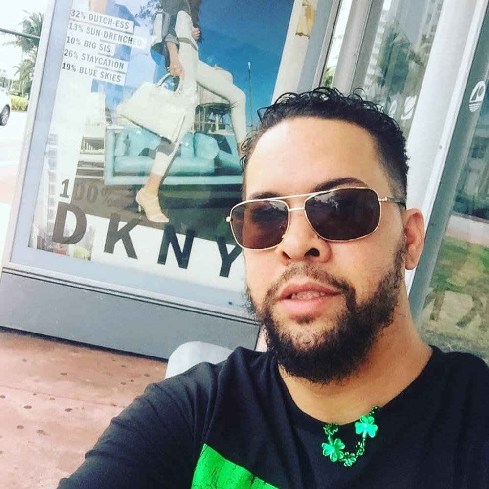 Meet your Posher, Chris